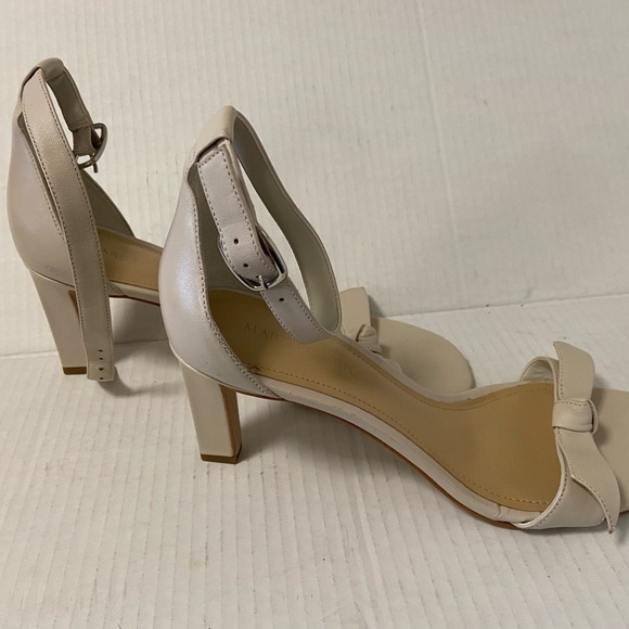 Marc Fisher bow heels beige women size 9m - Picture 6 of 12